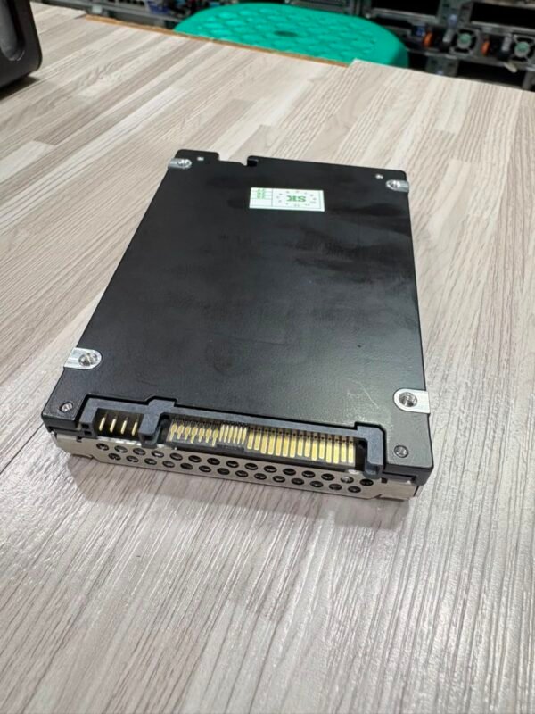 SSD Server Dell EMC 1.6TB SAS 24Gbps Enterprise - Second Health 100%