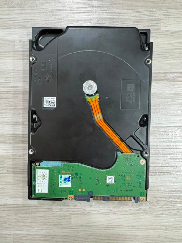 Seagate Exos X18 16TB SAS 3.5" Enterprise HDD Server ST16000NM004J - Second Health 100%