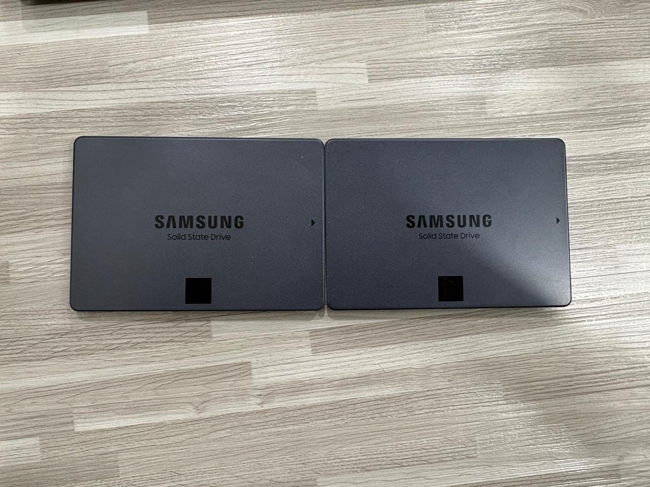 Samsung SSD 870 QVO 2TB 2.5" SATA III 6Gb/s MZ-77Q2T0 SSD Internal - Image 2